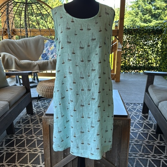 Cut•Loose | Sailboats Linen A- Line Shift Dress - Picture 3 of 8
